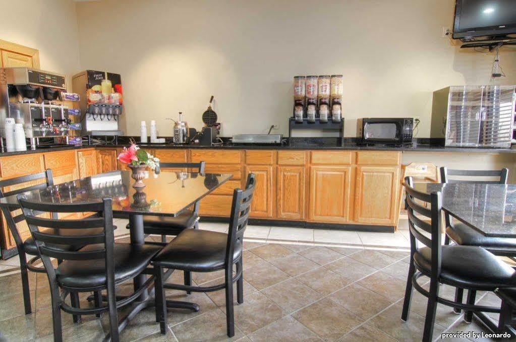 Best Western Crossroads Inn Schererville Restaurant foto